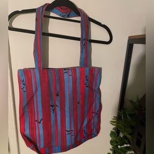 Unique vintage bat 🦇 tote bag